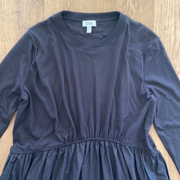 COS Asymmetric Gathered-Waist Midi Dress - Picture 10 of 14